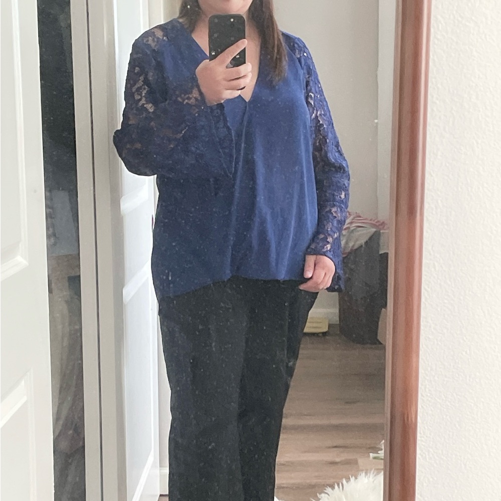 Bundle 2+ items for 30% off INC international women blouse